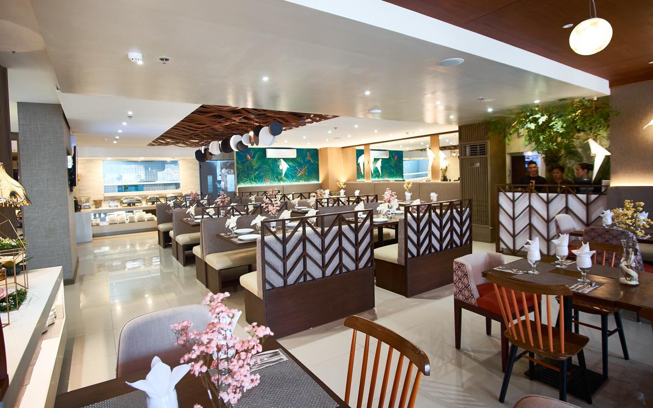 J7 Hotel Iloilo City Exterior photo