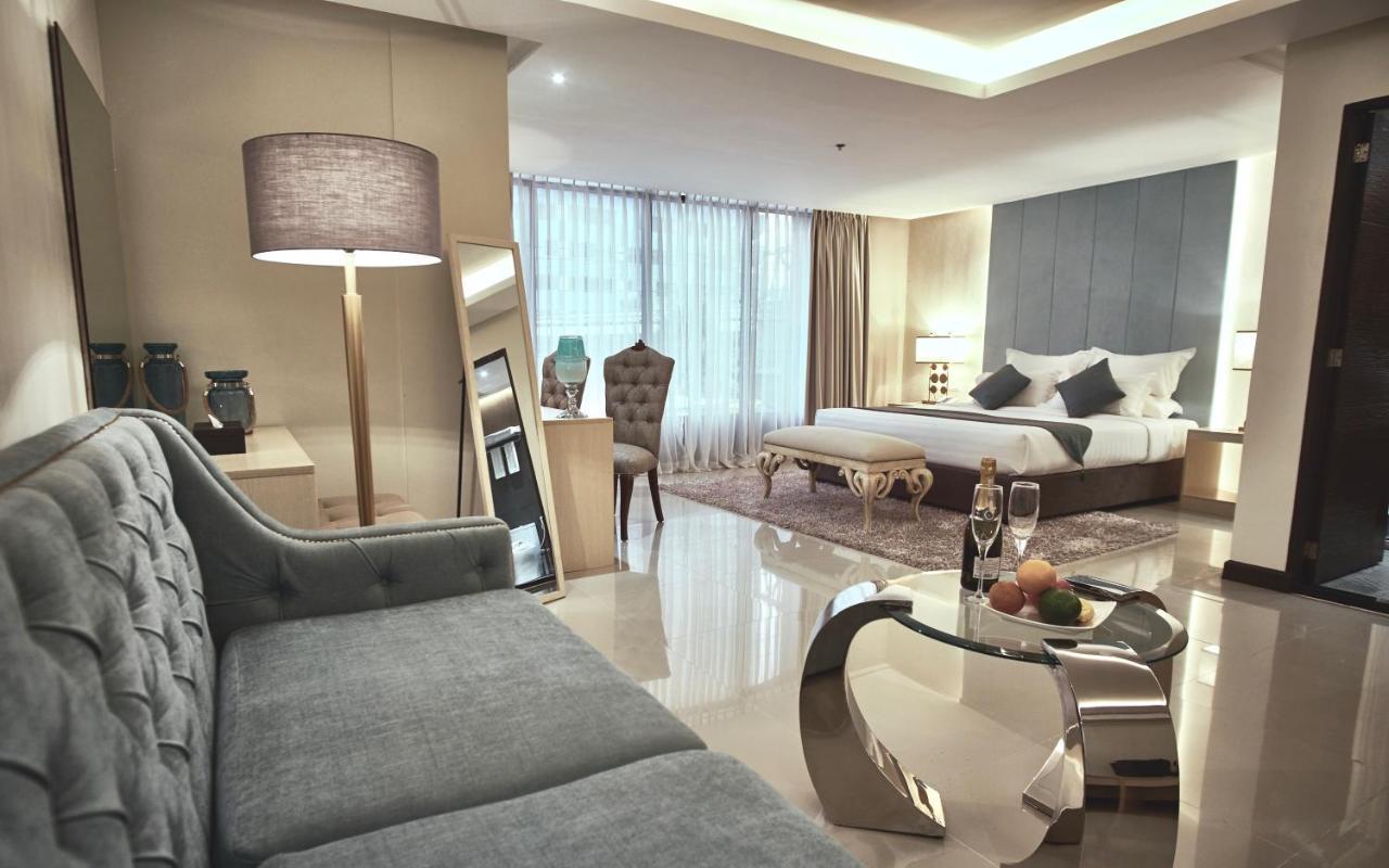 J7 Hotel Iloilo City Exterior photo